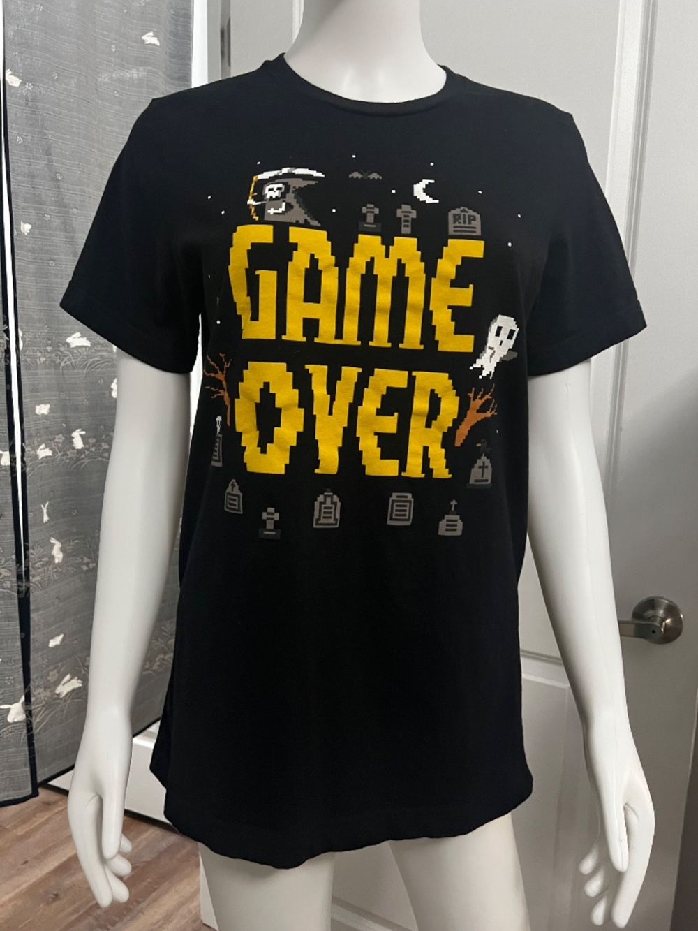 Wicked Clothes 'Game Over Screen' Unisex Black Tee Size Small